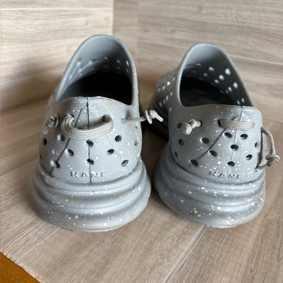 Kane Revive Shoe Recovery Slip On Men 12 Gray / Stone - Picture 7 of 14